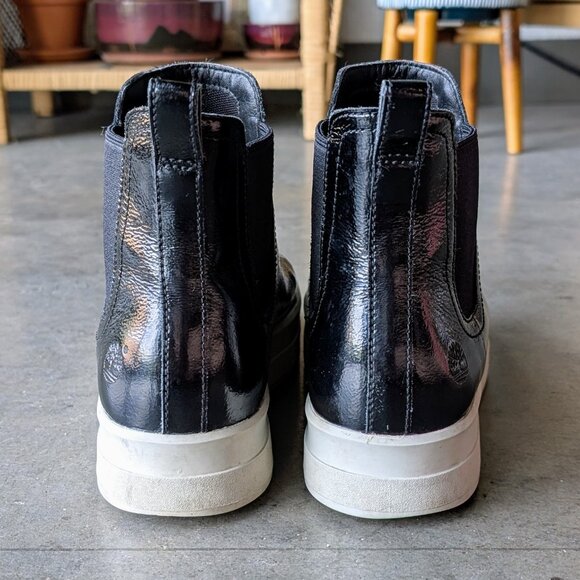 Timberland Black Patent Mayliss Chelsea Ankle Boots size 9.5 - Picture 3 of 8